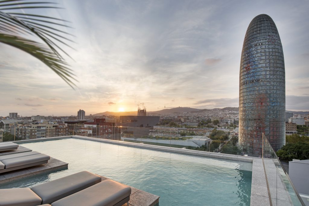 Hotel-SB-Glow