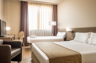 Habitación Triple Hotel Tarragona