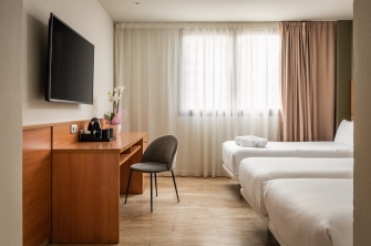 Habitación Triple Hotel Tarragona