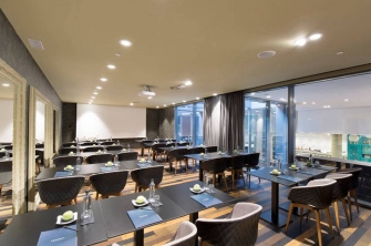 Hotel con sala de reuniones en Barcelona