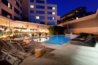Hotel con piscina en Barcelona