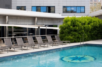 Hotel con piscina en Barcelona