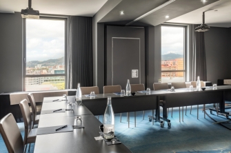 Hotel con sala de reuniones en Barcelona